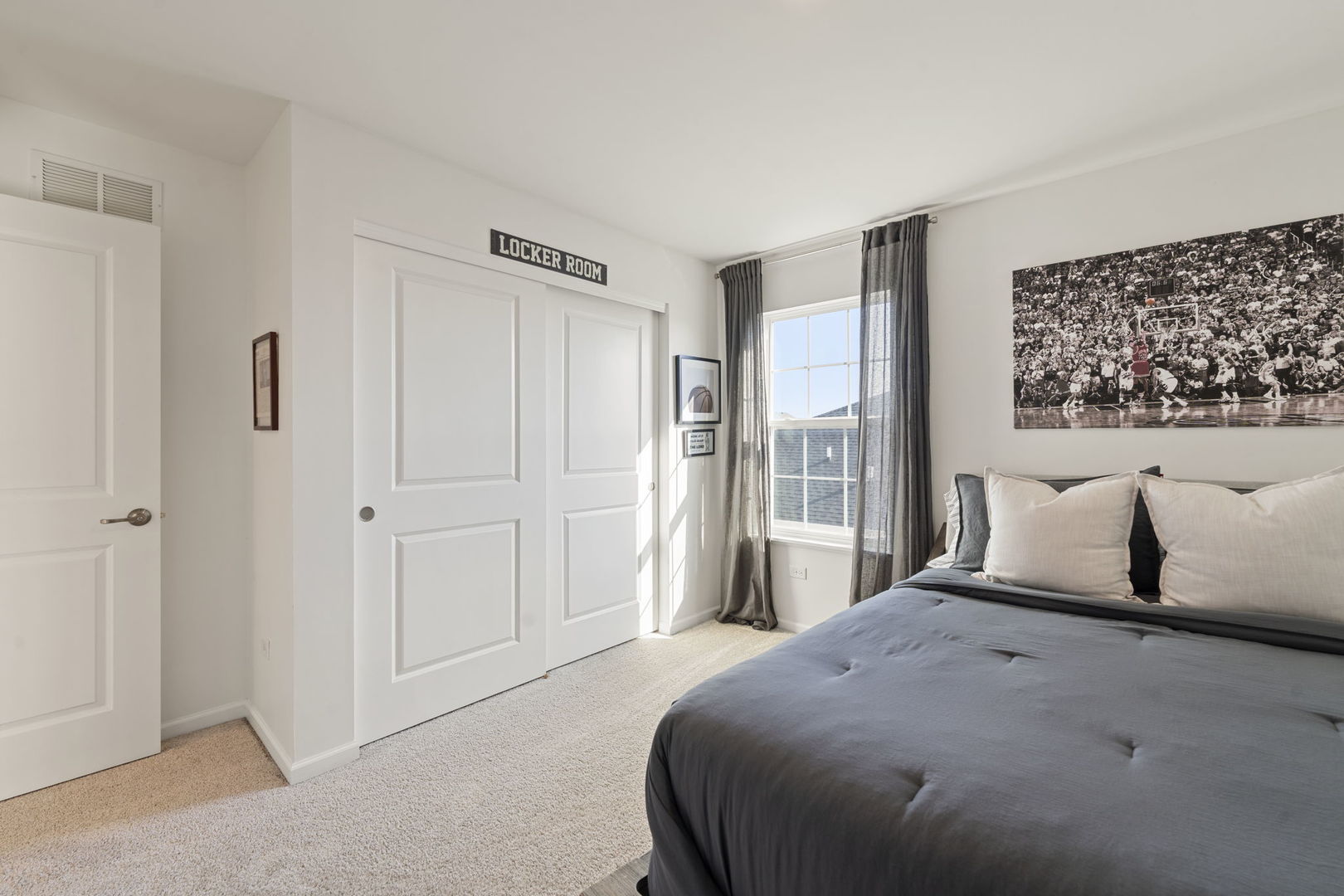 25220 W Zoumar Drive, Plainfield, IL 60586