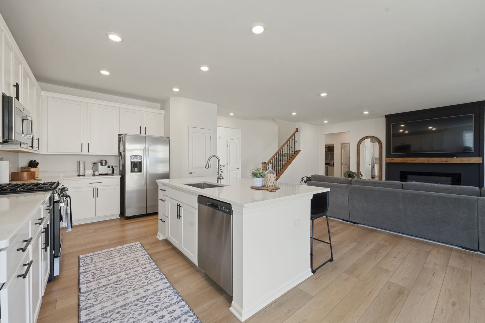 25220 W Zoumar Drive, Plainfield, IL 60586