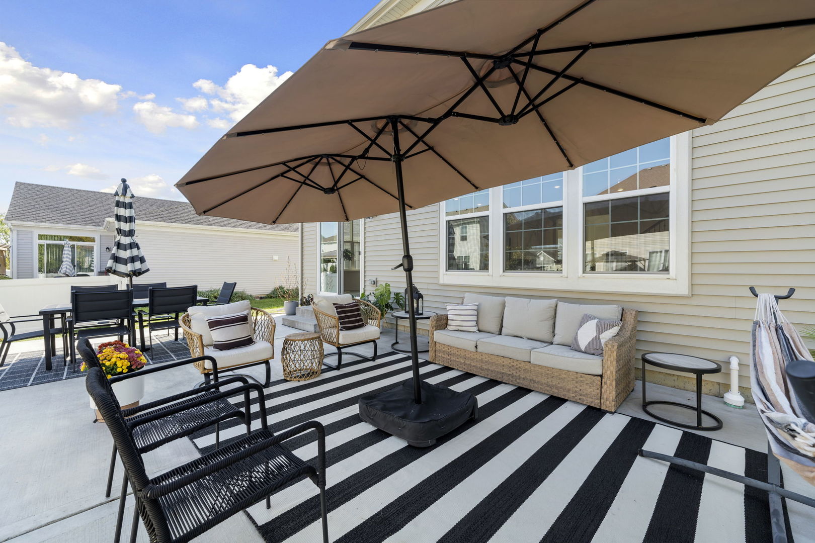 25220 W Zoumar Drive, Plainfield, IL 60586