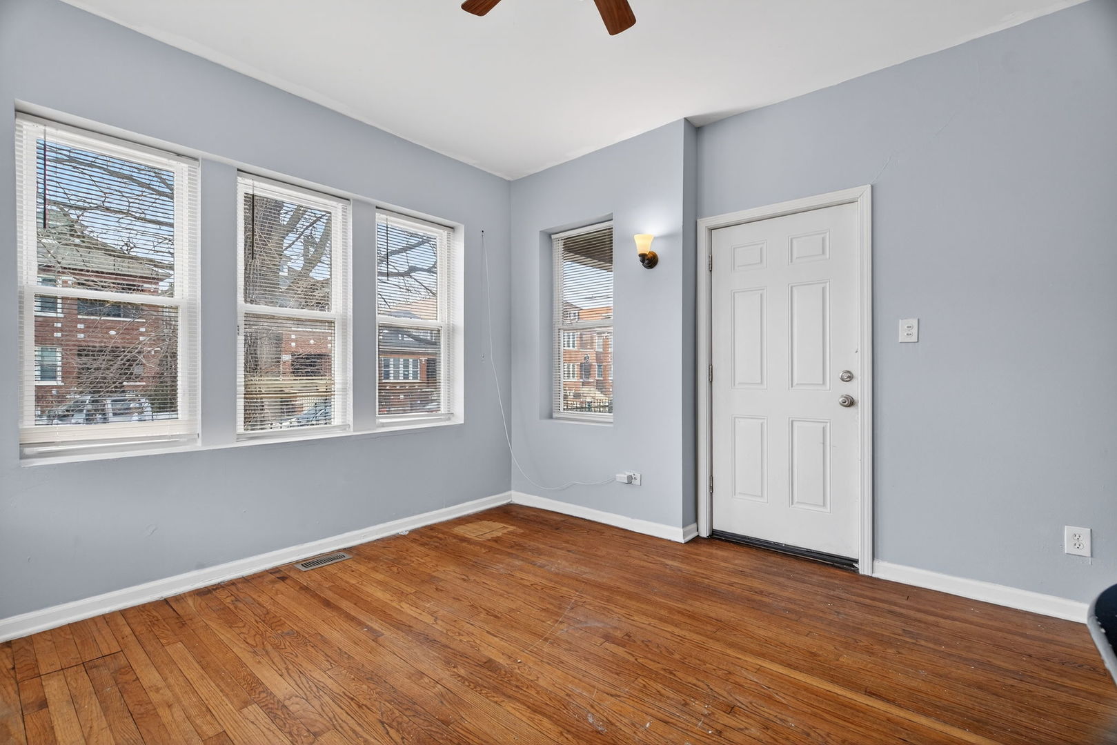 6937 S Maplewood Avenue, Chicago, IL 60629