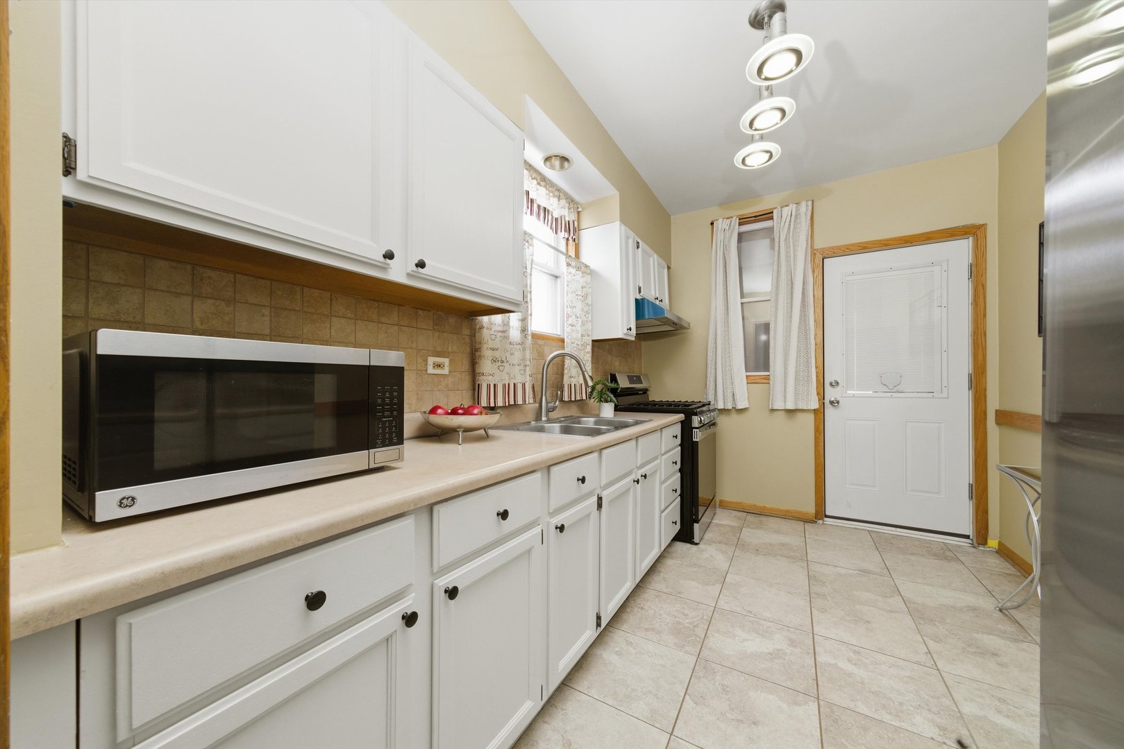 1429 Wesley Avenue, Berwyn, IL 60402