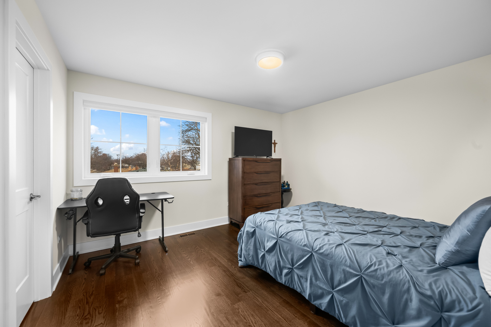 1222 N Walnut Avenue, Arlington Heights, IL 60004