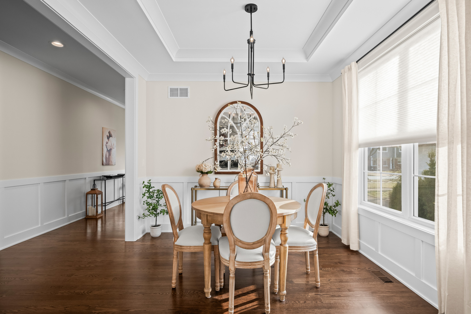 1222 N Walnut Avenue, Arlington Heights, IL 60004