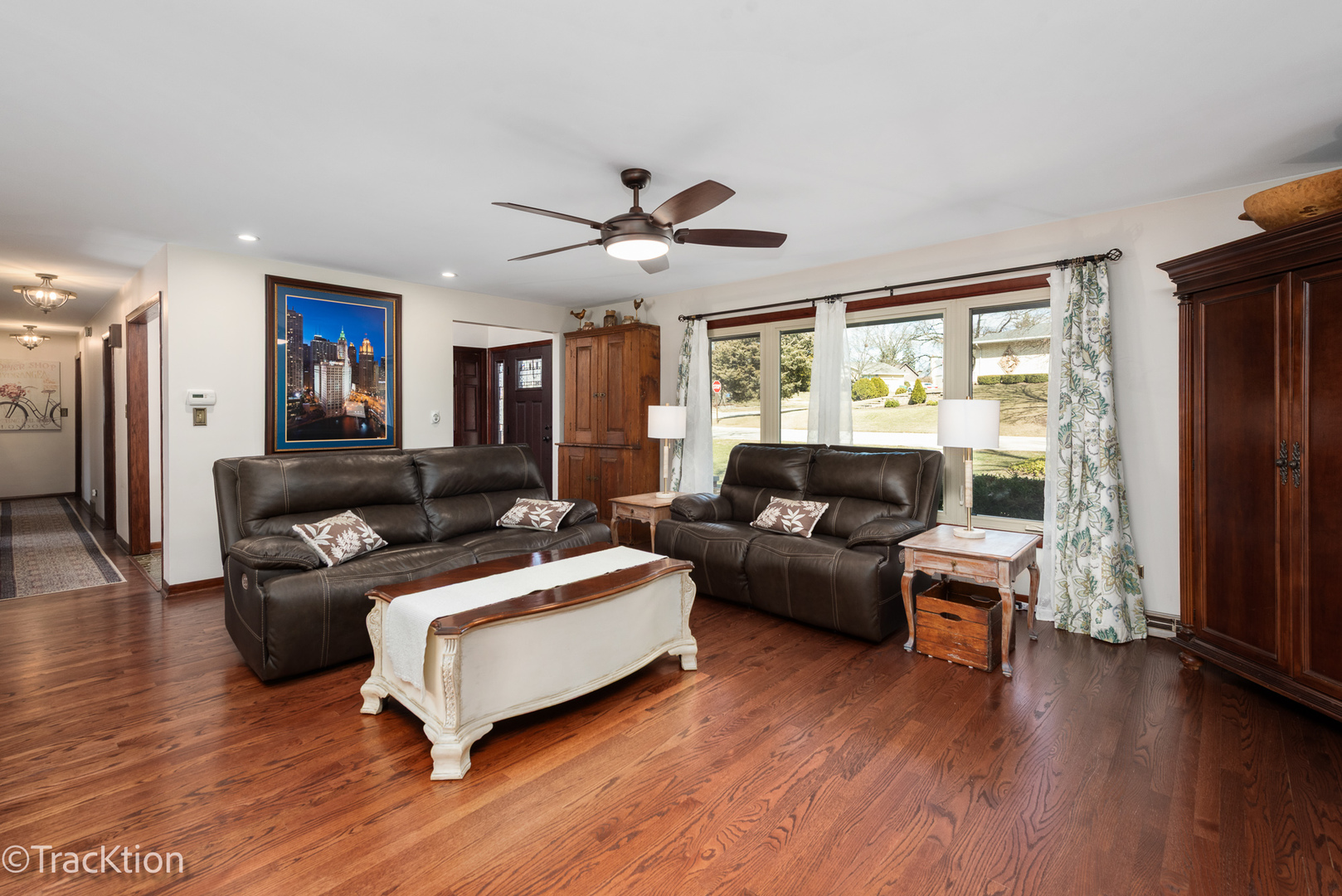 724 Ridge Road, Lemont, IL 60439