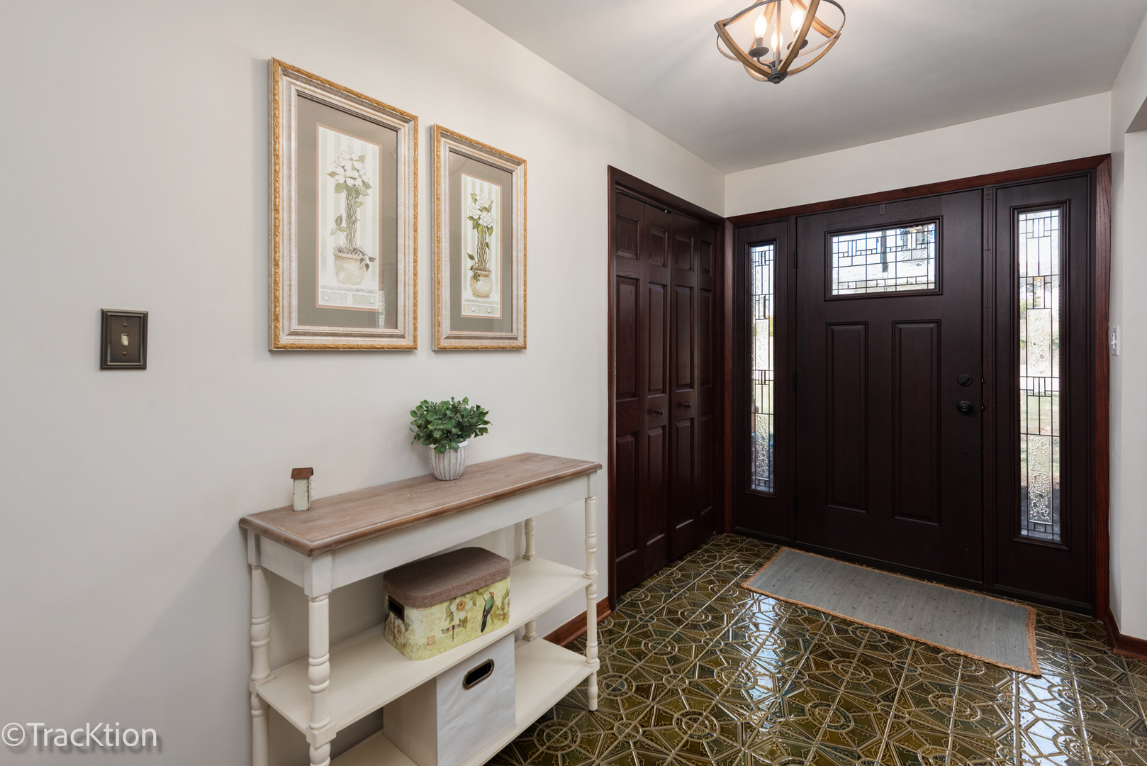 724 Ridge Road, Lemont, IL 60439