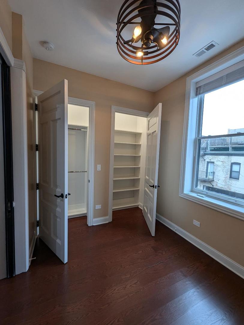 2150 W Monroe Street, Chicago, IL 60612