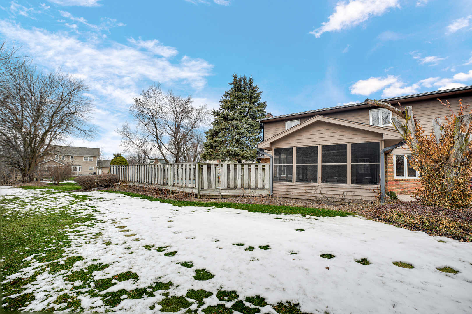 376 Nevada A Court, Frankfort, IL 60423