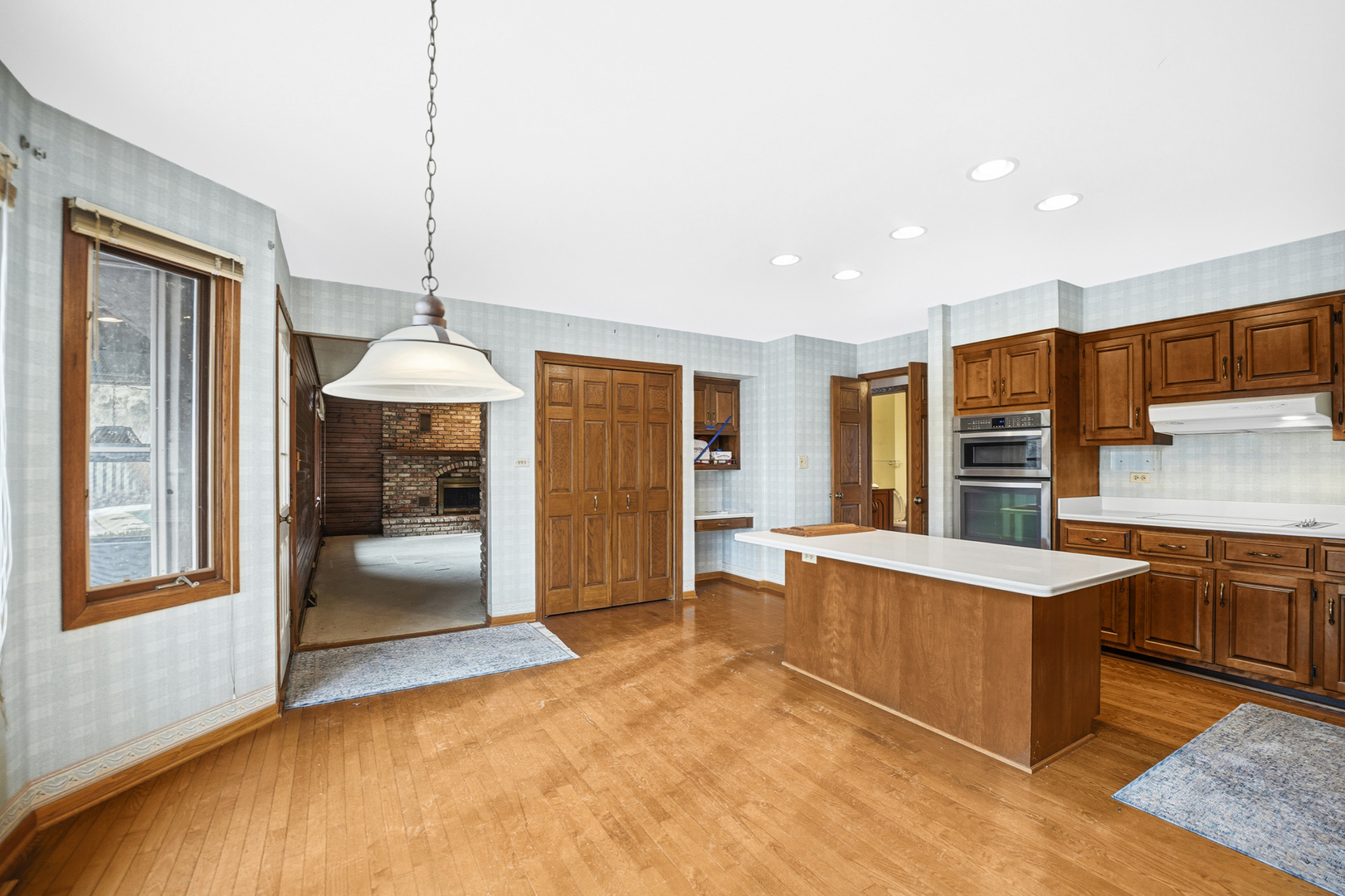 376 Nevada A Court, Frankfort, IL 60423