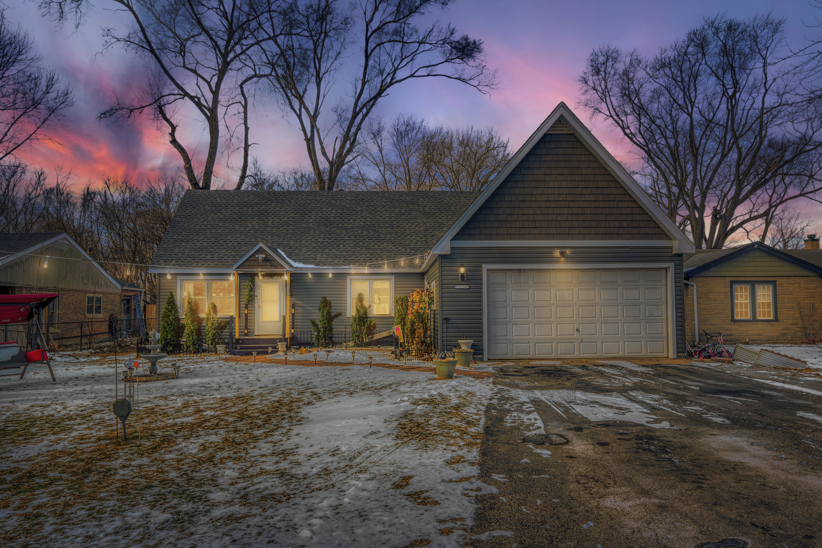 15730 Washtenaw Avenue, Markham, IL 60428