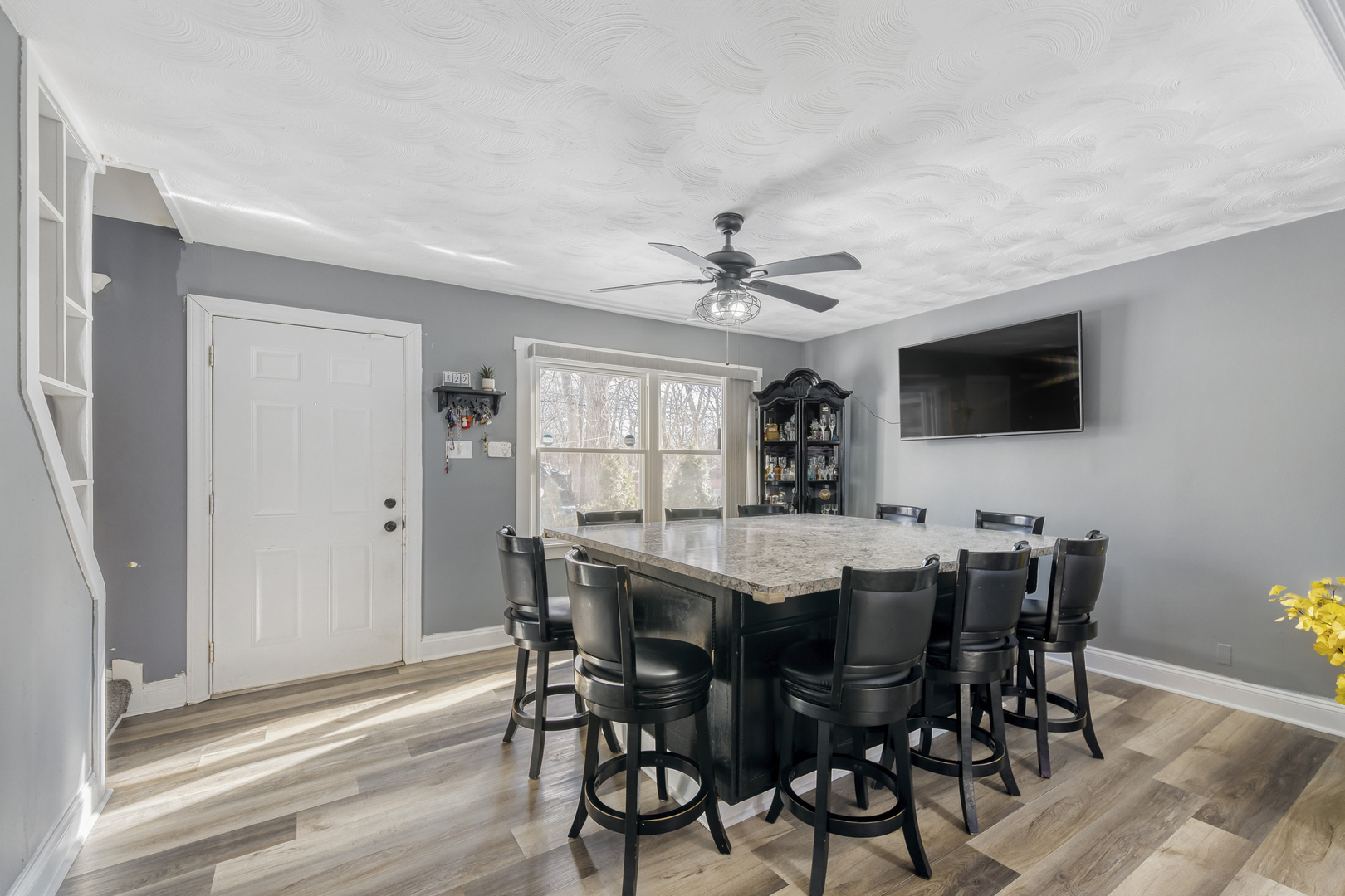 15730 Washtenaw Avenue, Markham, IL 60428