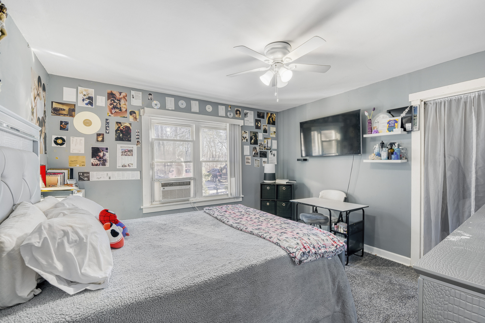 15730 Washtenaw Avenue, Markham, IL 60428