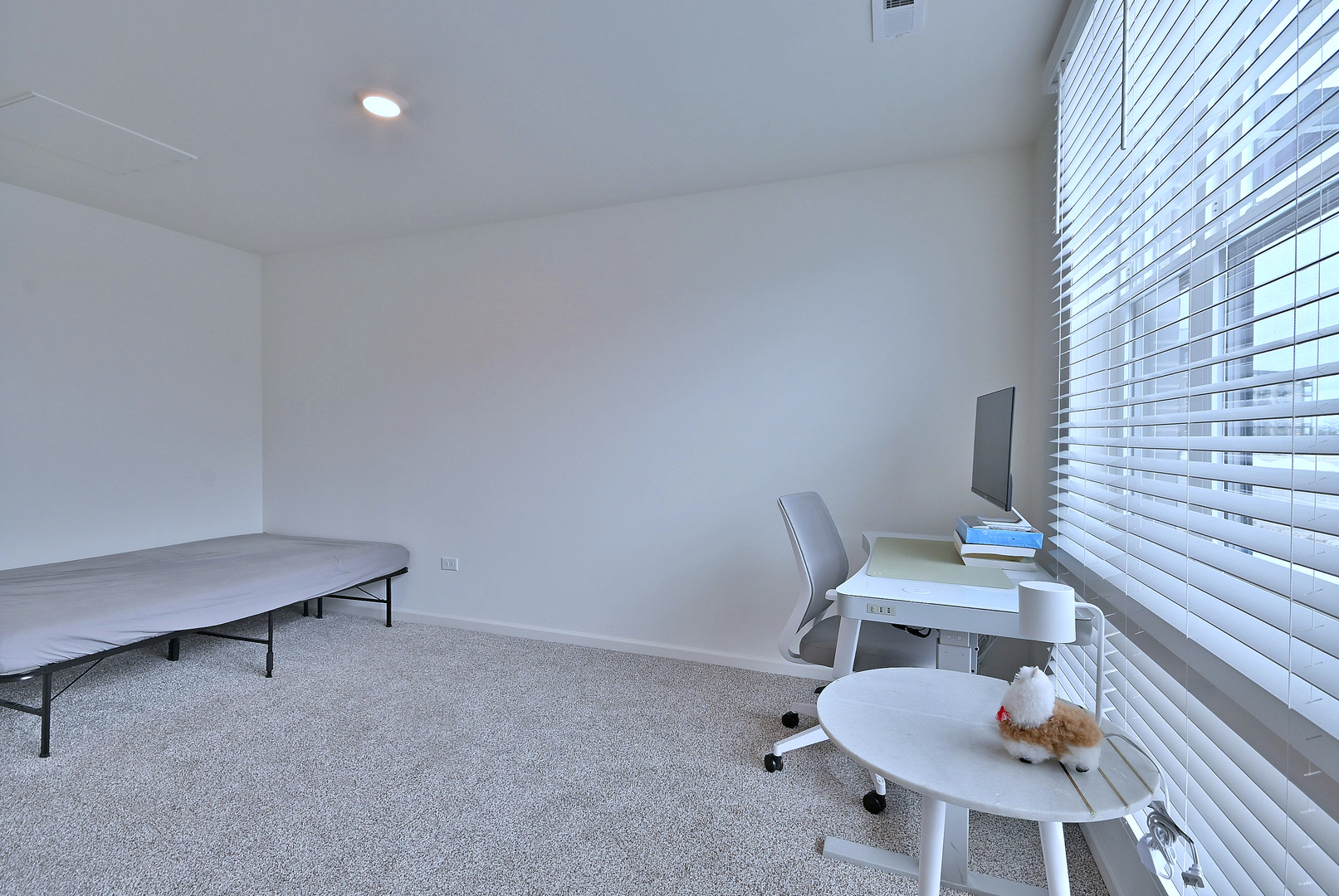 332 Summit Circle, Lombard, IL 60148