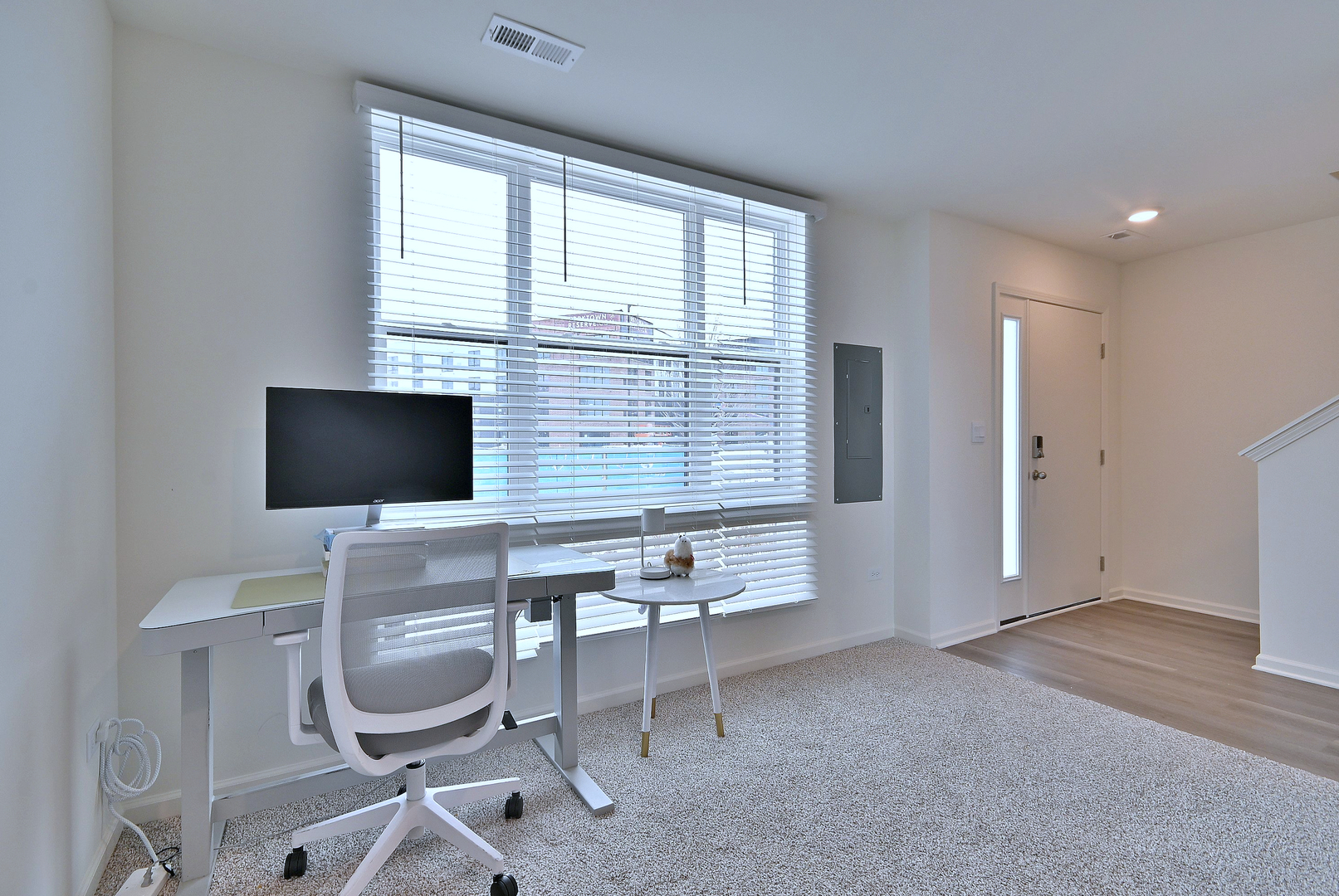 332 Summit Circle, Lombard, IL 60148