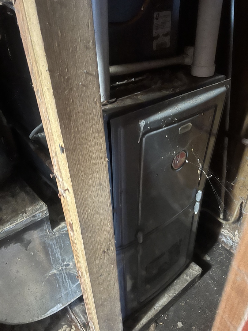 3021 W Malone Street, Peoria, IL 61605