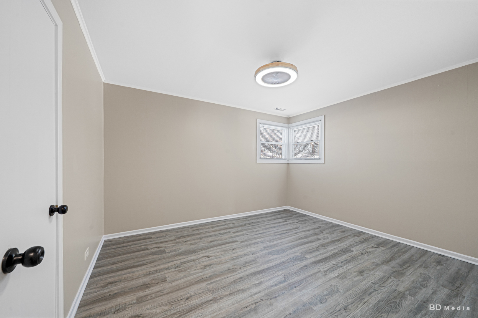 17555 Howe Avenue, Homewood, IL 60430