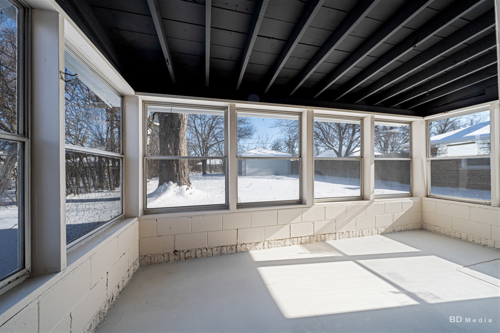 17555 Howe Avenue, Homewood, IL 60430