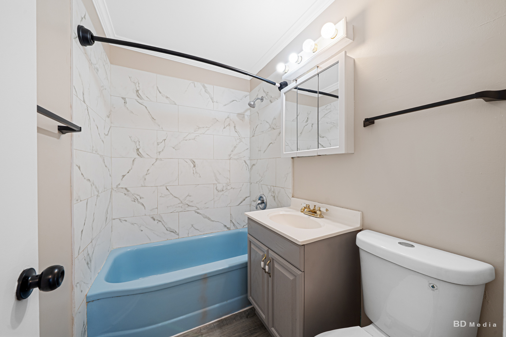 17555 Howe Avenue, Homewood, IL 60430