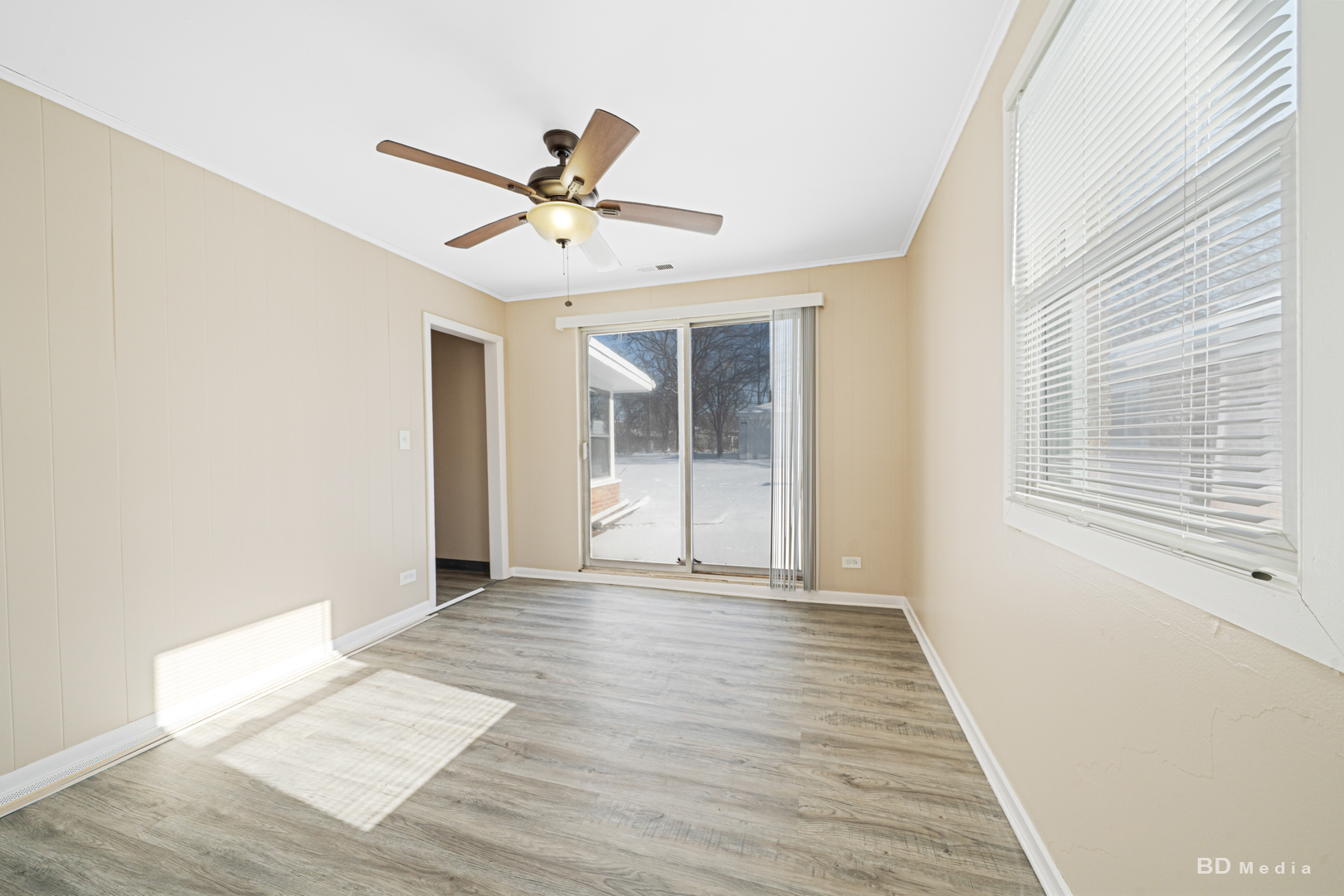 17555 Howe Avenue, Homewood, IL 60430