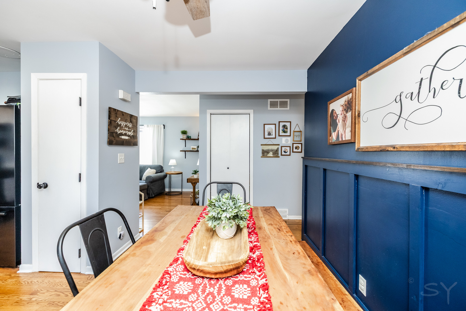 610 W WEGNER Road, McHenry, IL 60051