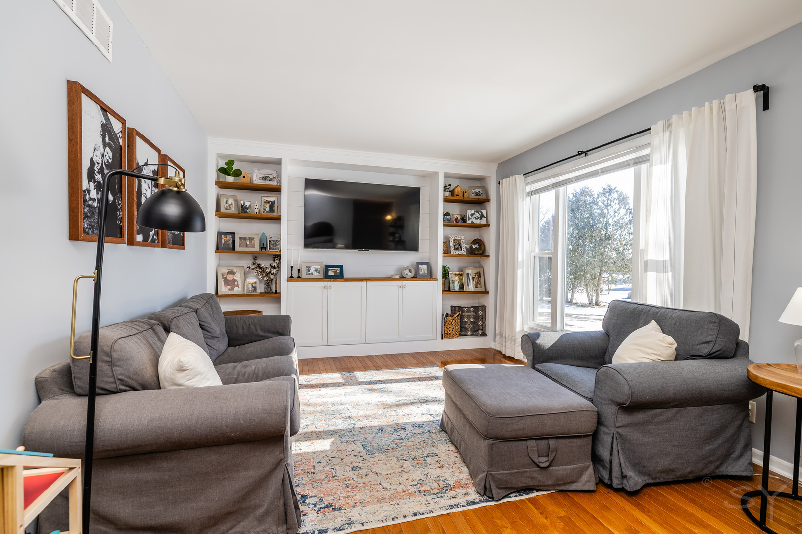 610 W WEGNER Road, McHenry, IL 60051