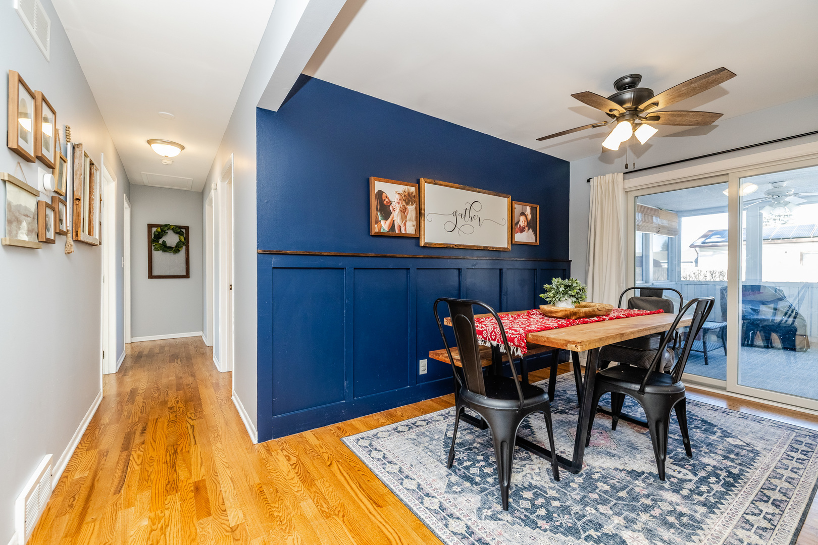 610 W WEGNER Road, McHenry, IL 60051