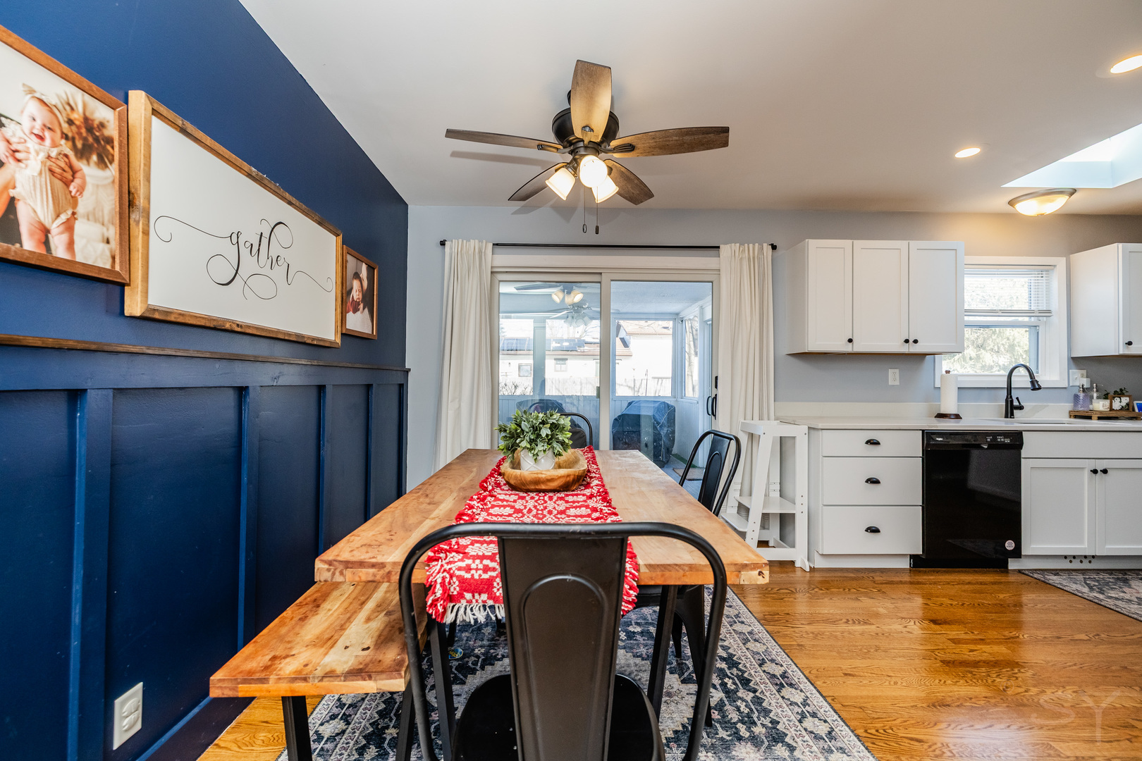 610 W WEGNER Road, McHenry, IL 60051