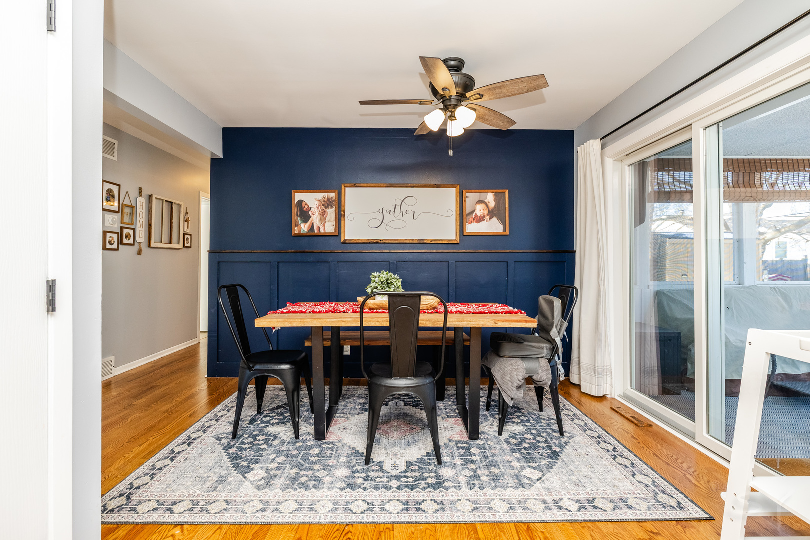 610 W WEGNER Road, McHenry, IL 60051