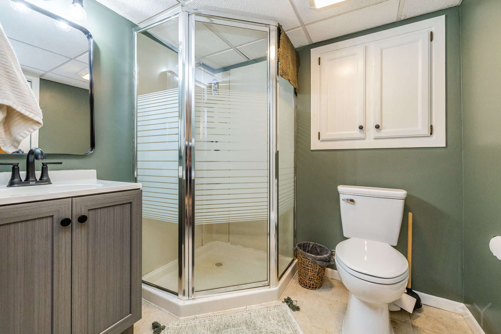 610 W WEGNER Road, McHenry, IL 60051