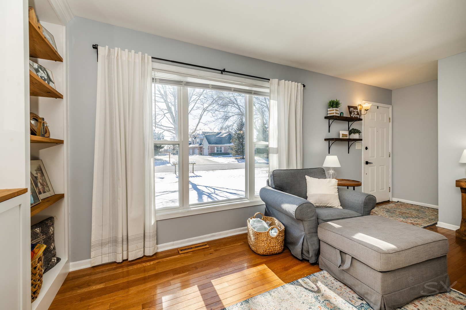 610 W WEGNER Road, McHenry, IL 60051