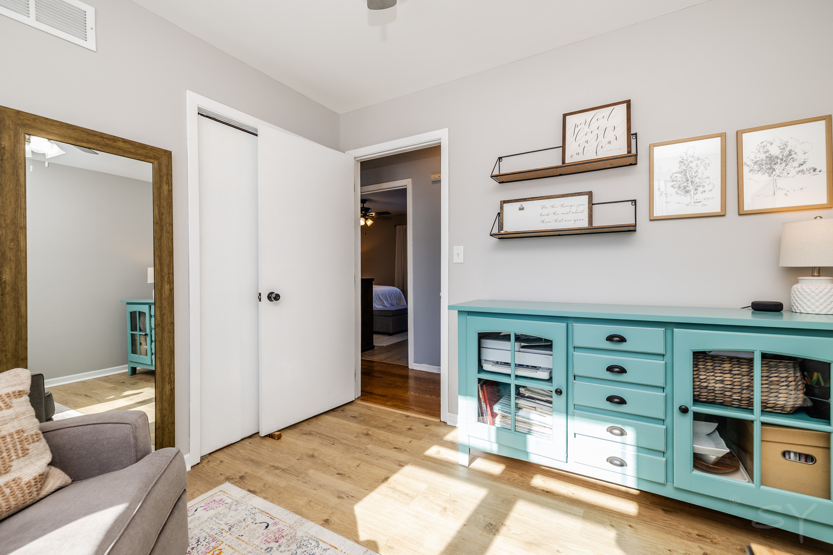 610 W WEGNER Road, McHenry, IL 60051