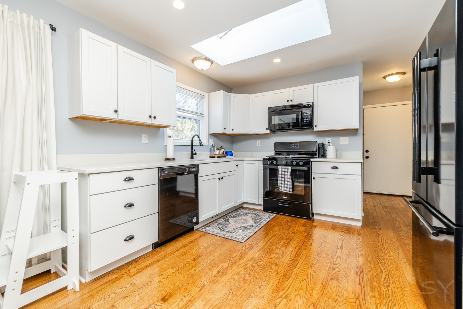 610 W WEGNER Road, McHenry, IL 60051