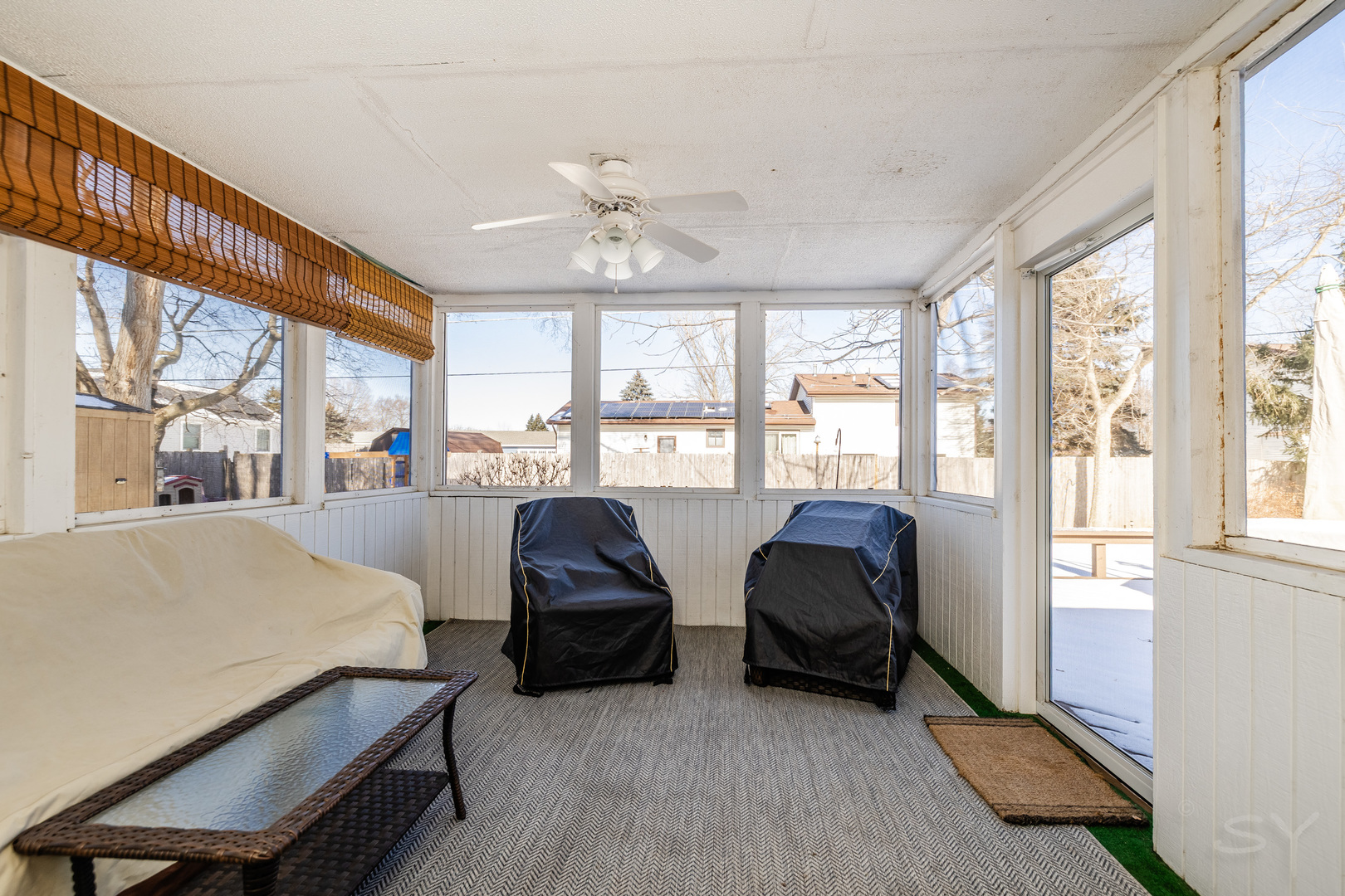 610 W WEGNER Road, McHenry, IL 60051