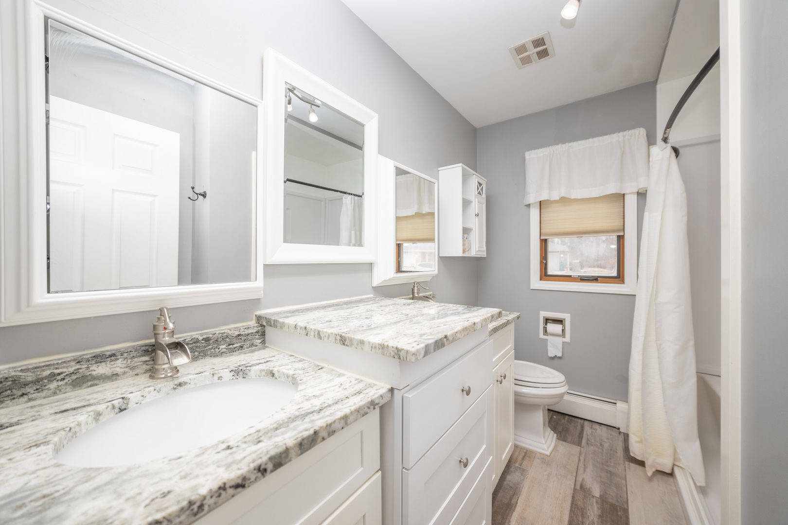 3321 Caroline Drive, Joliet, IL 60435