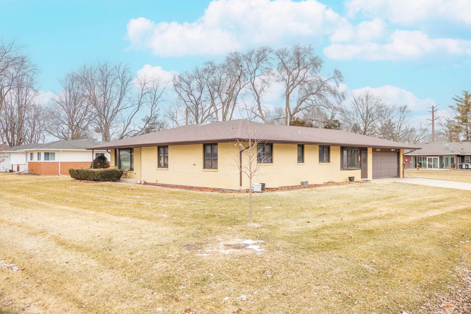 3321 Caroline Drive, Joliet, IL 60435