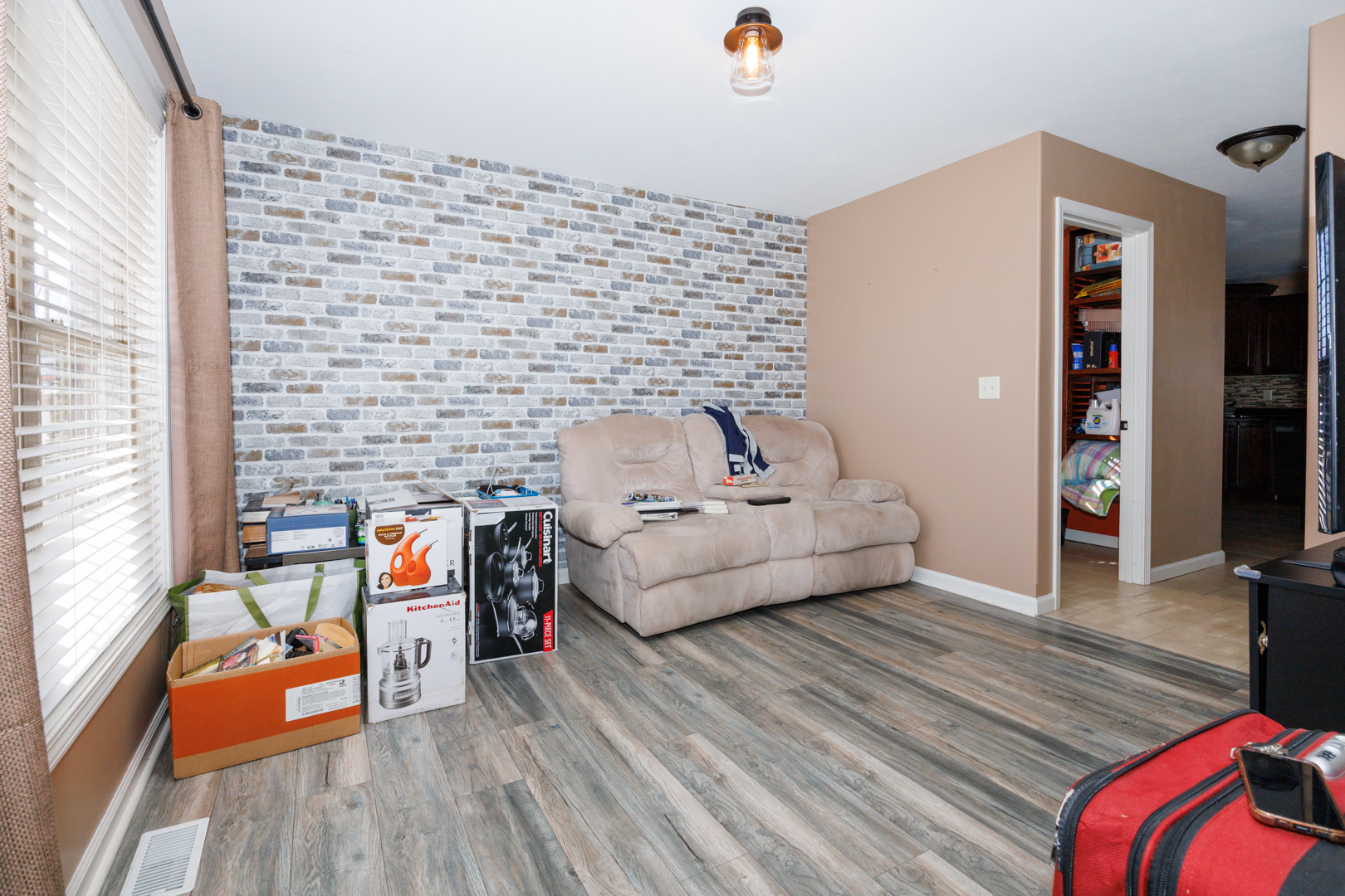 1517 Kell Avenue, Bloomington, IL 61705