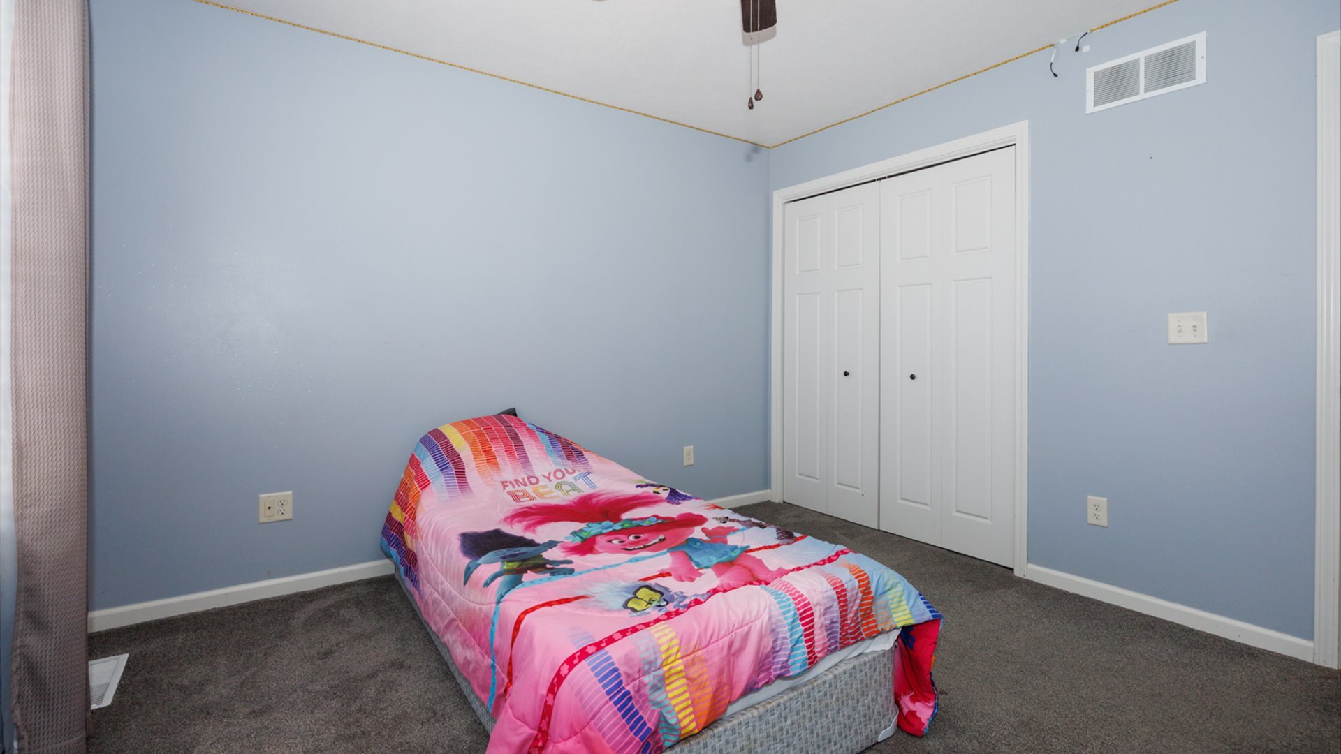 1517 Kell Avenue, Bloomington, IL 61705