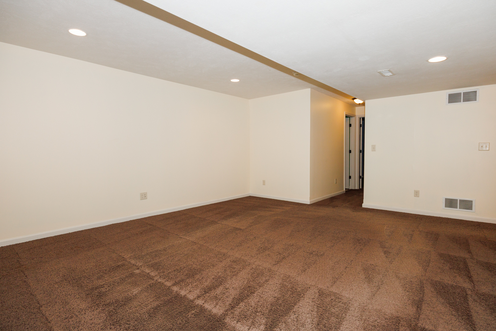 1517 Kell Avenue, Bloomington, IL 61705