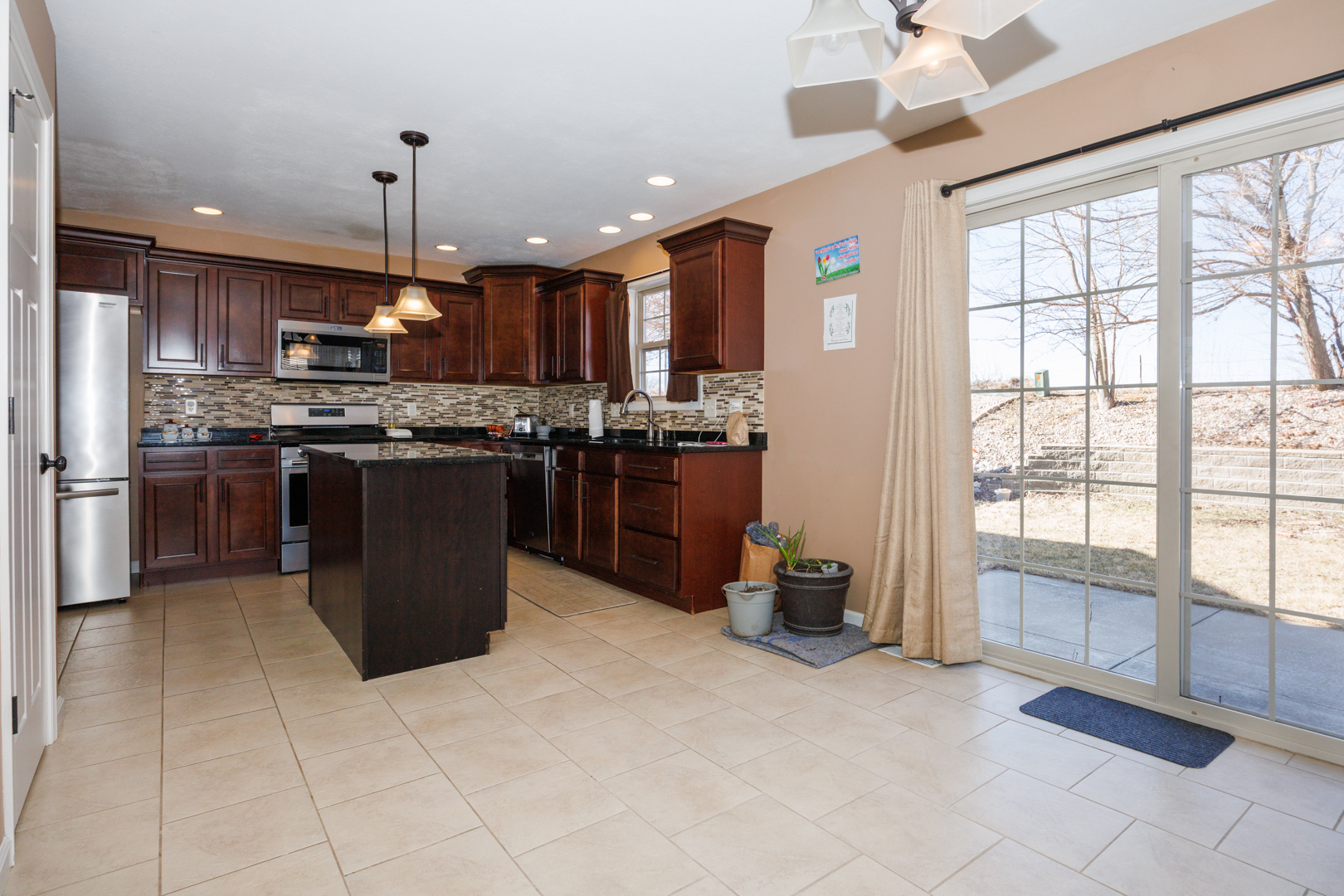 1517 Kell Avenue, Bloomington, IL 61705