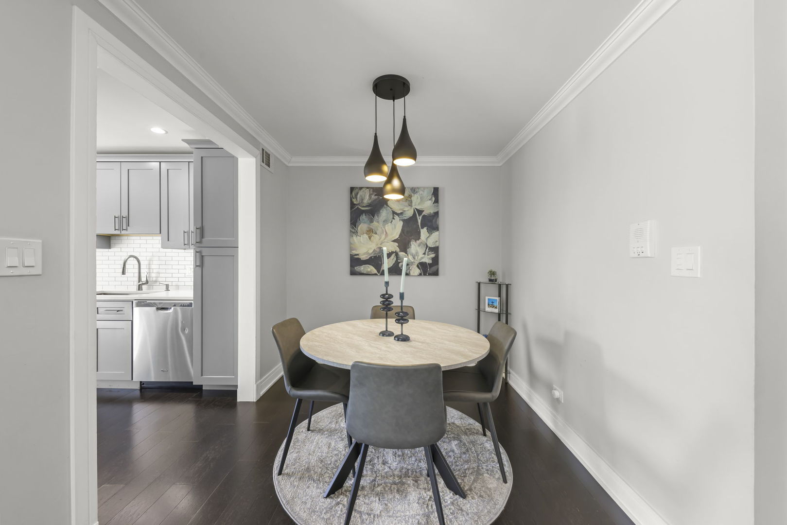 2050 Lancaster Circle #201D, Naperville, IL 60565