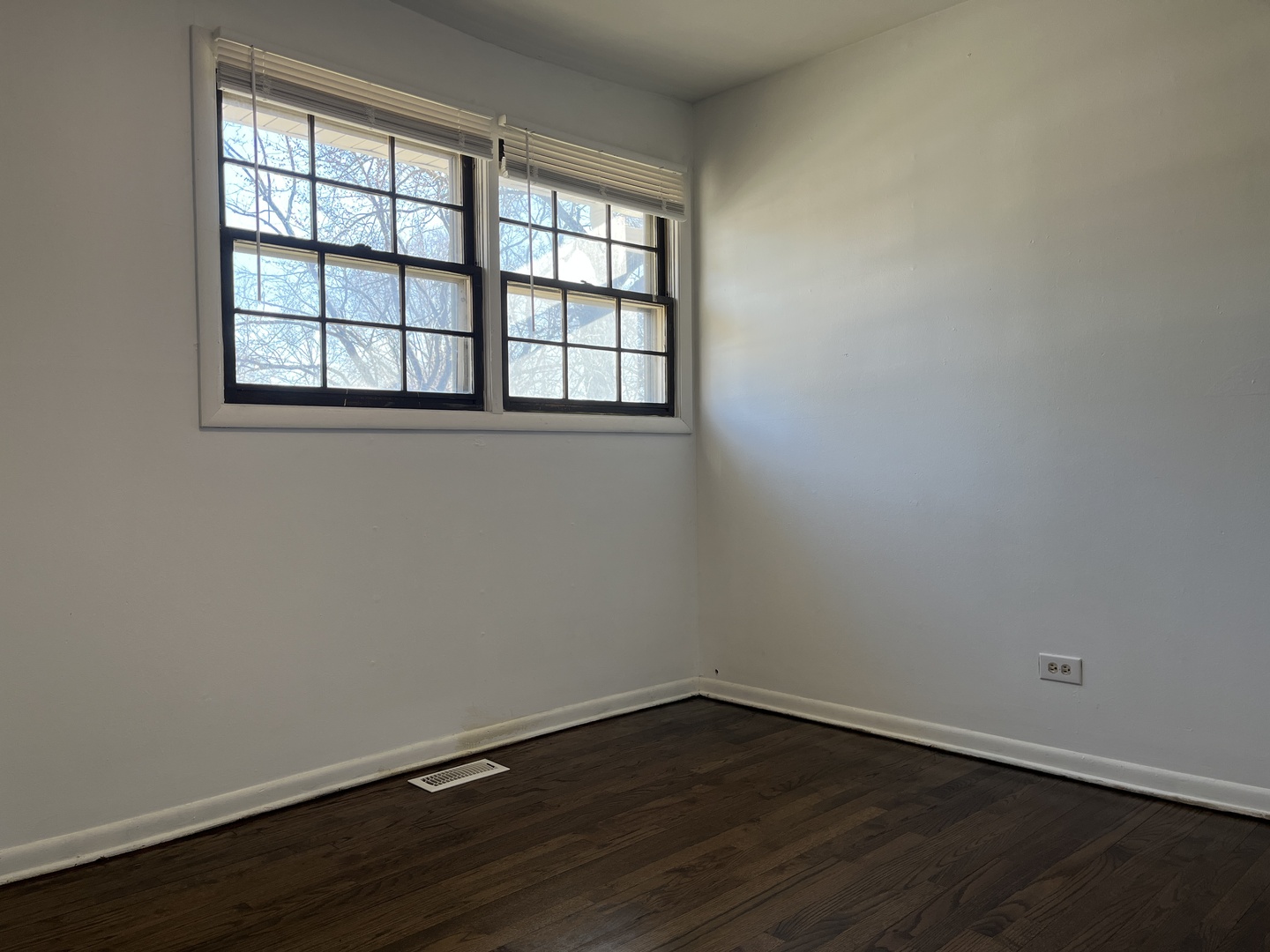 21624 Gailine Avenue, Sauk Village, IL 60411