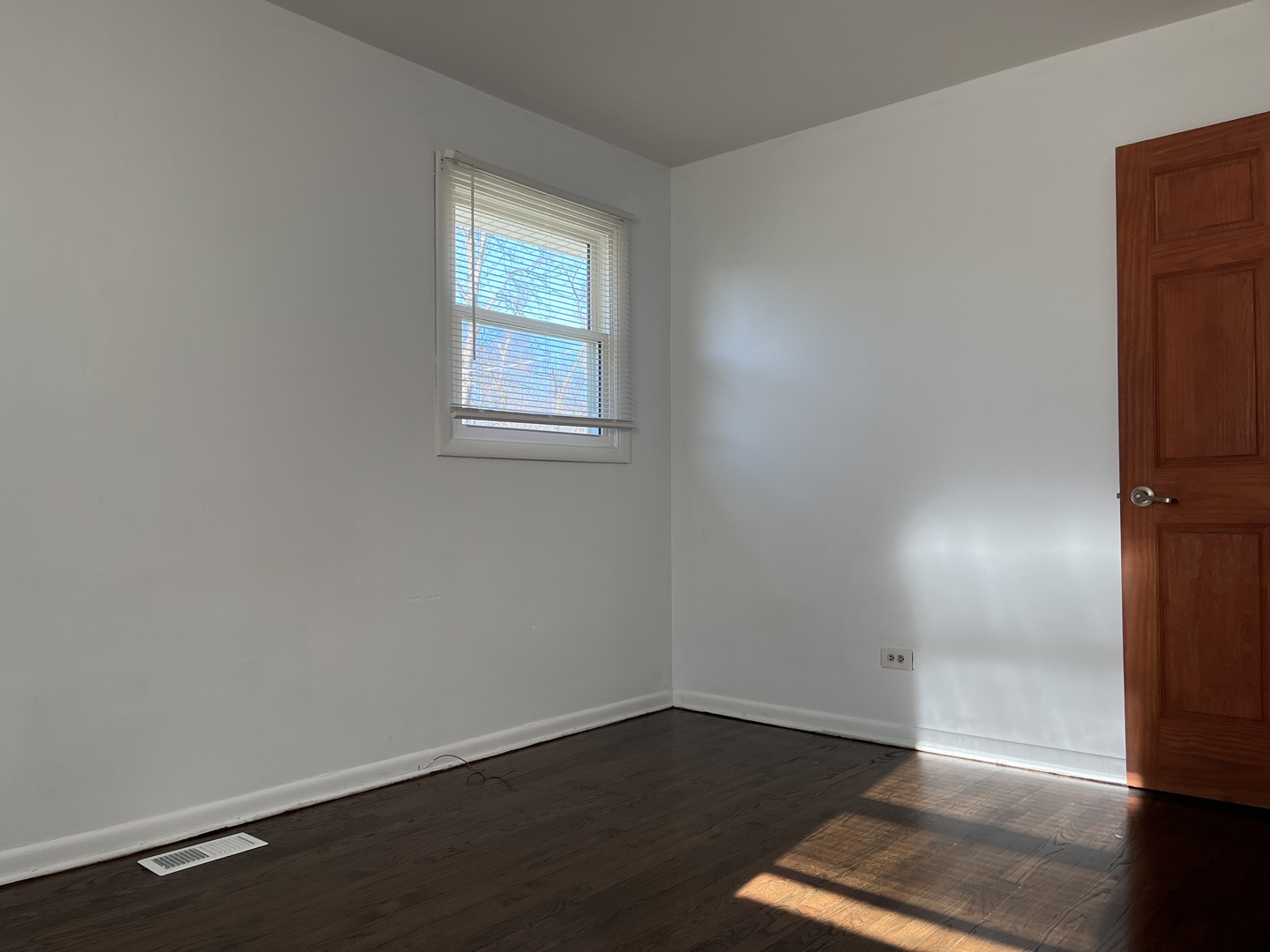 21624 Gailine Avenue, Sauk Village, IL 60411