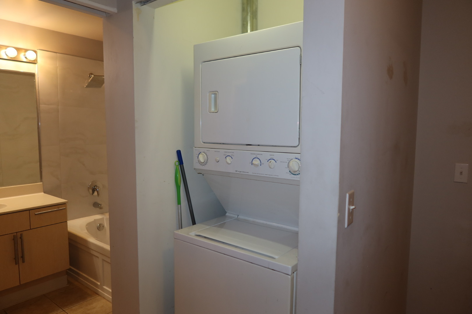 1720 S Michigan Avenue #2104, Chicago, IL 60616