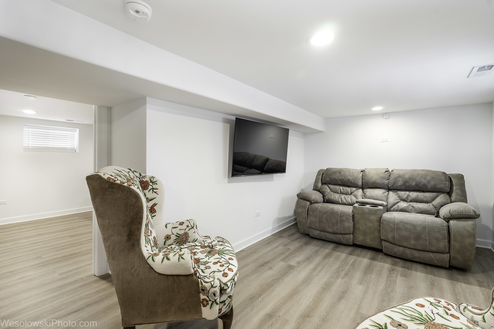 1830 S 11th Avenue, Maywood, IL 60153