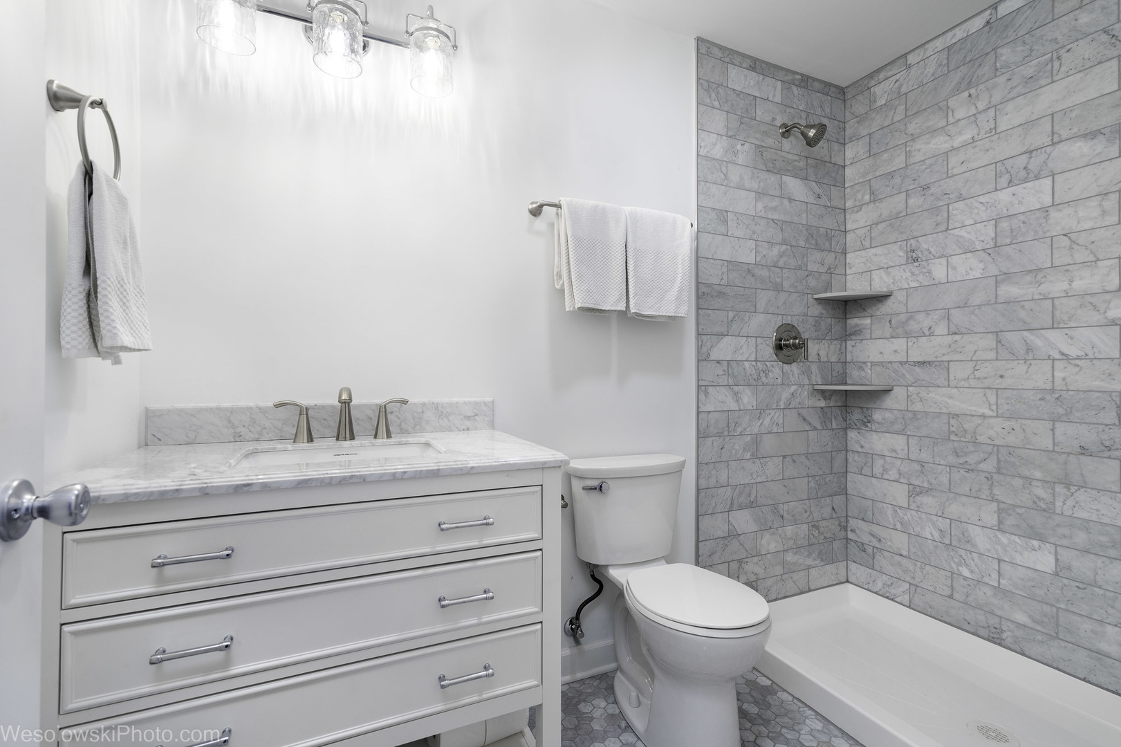 1830 S 11th Avenue, Maywood, IL 60153