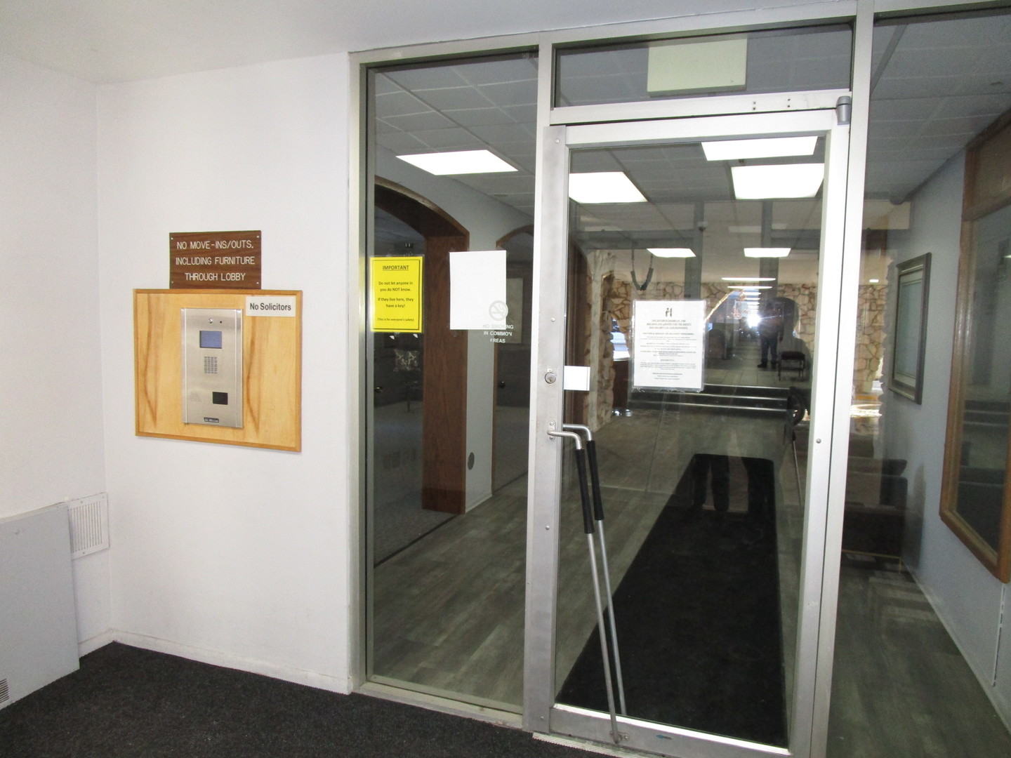 1301 S Finley Road #417, Lombard, IL 60148