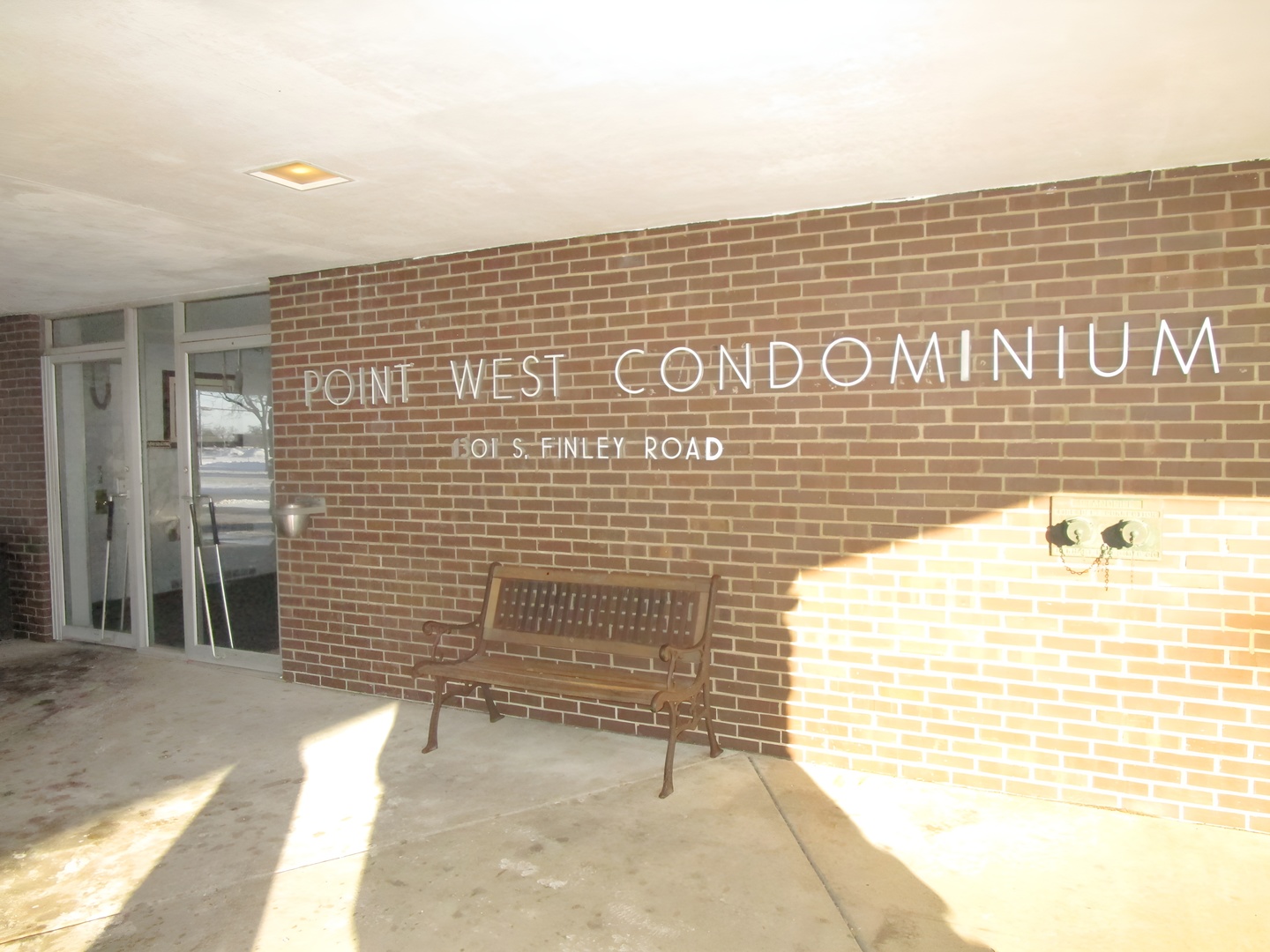 1301 S Finley Road #417, Lombard, IL 60148