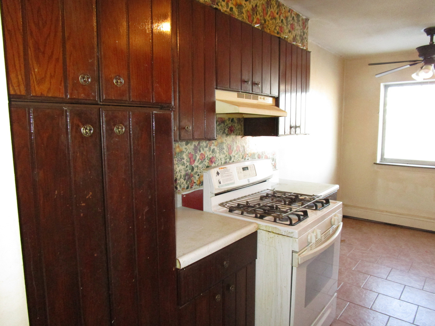 1301 S Finley Road #417, Lombard, IL 60148