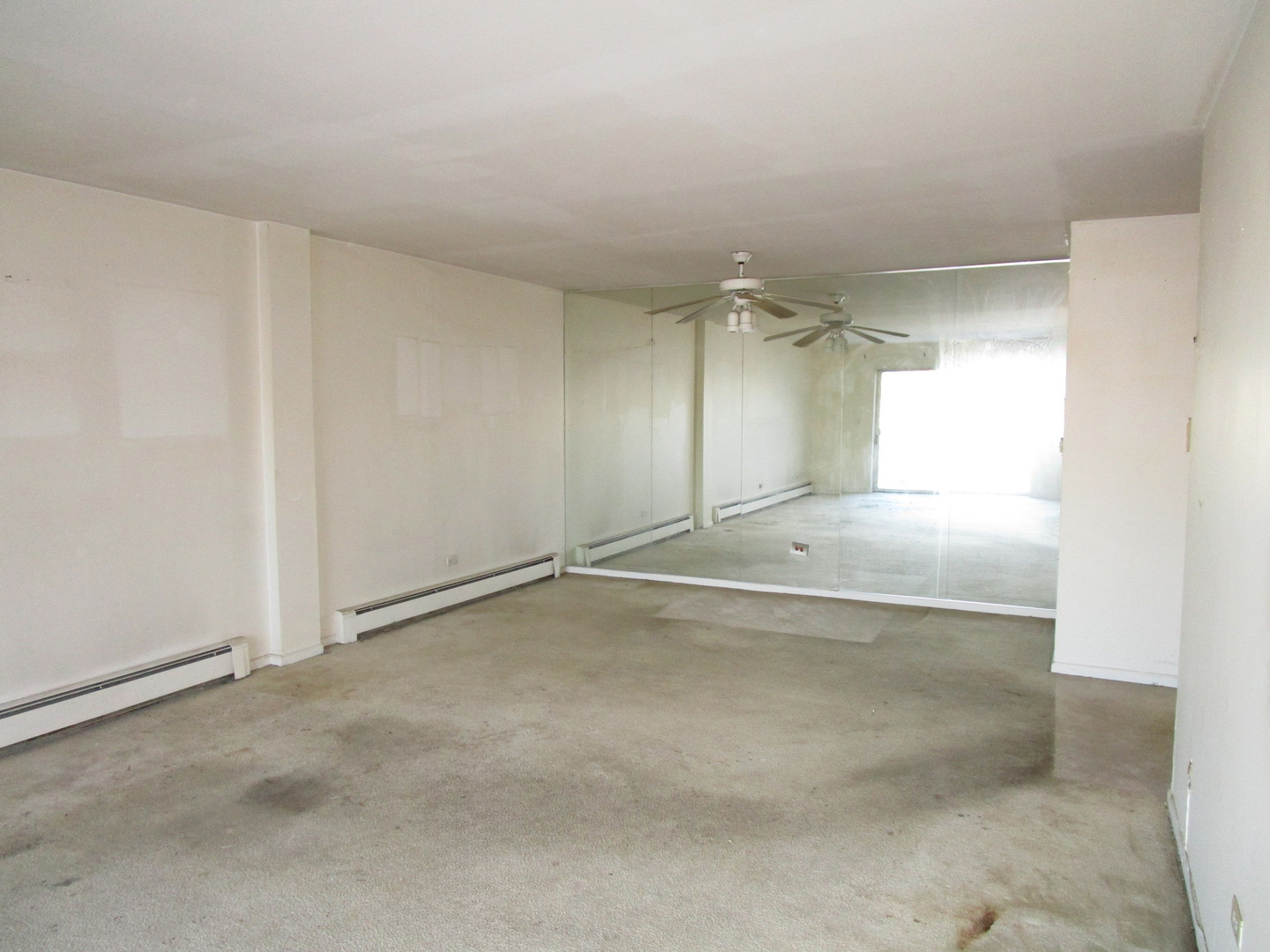 1301 S Finley Road #417, Lombard, IL 60148