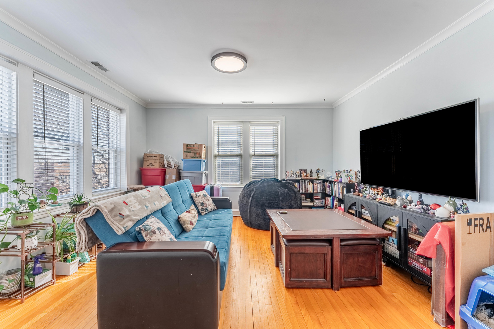 4704 N Kasson Avenue #3, Chicago, IL 60630