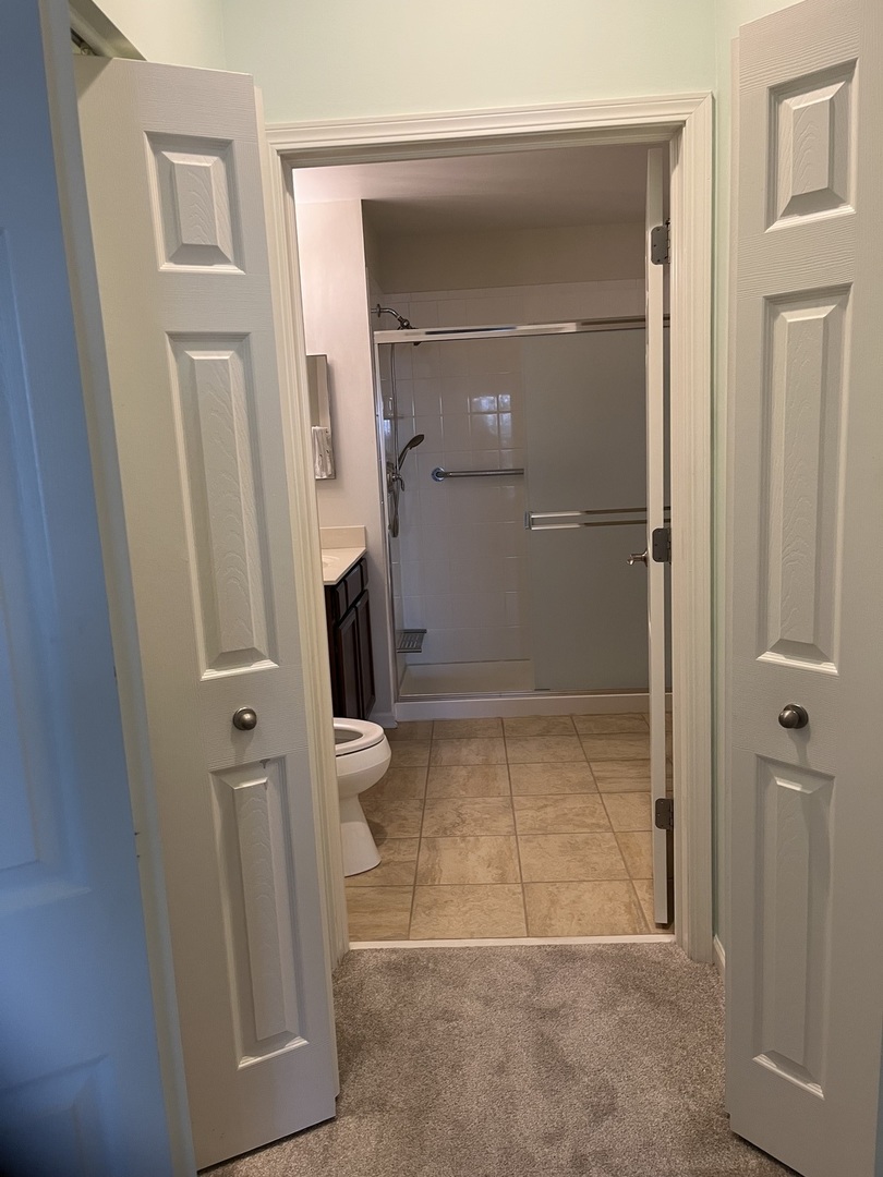 3975 Idlewild Lane #107, Naperville, IL 60564